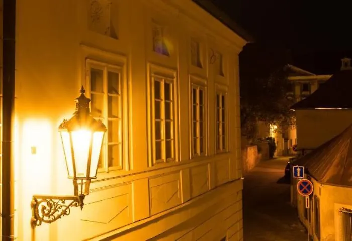 Guest house Libusina 3*